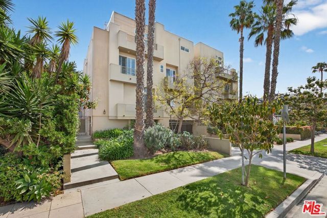 3530 Clarington Avenue 107, Los Angeles, CA 90034