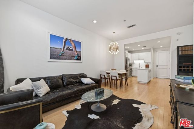 3530 Clarington Avenue 107, Los Angeles, CA 90034