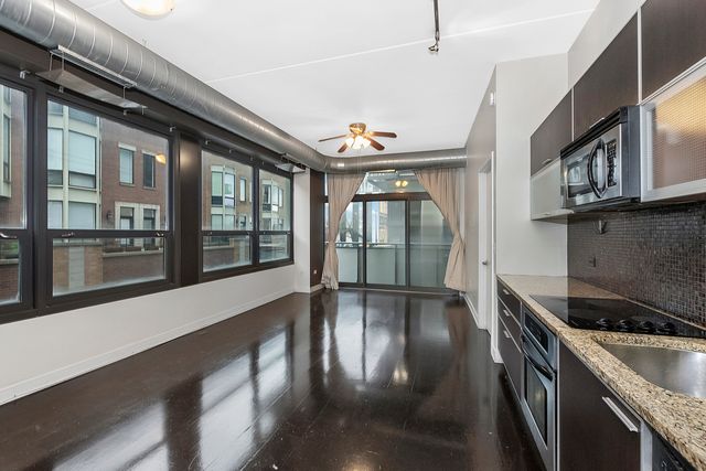 660 W WAYMAN Street 204, Chicago, IL 60661