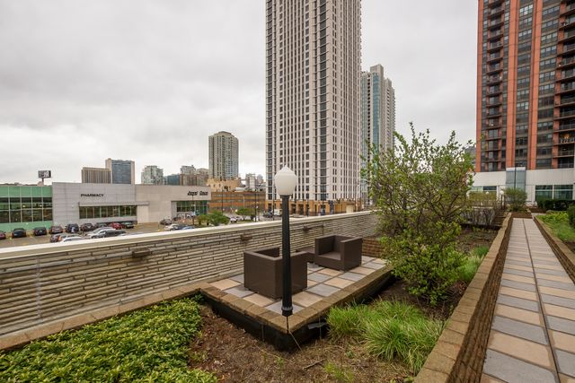 660 W WAYMAN Street 204, Chicago, IL 60661