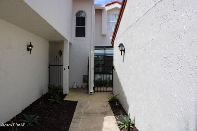 288 Florida Shores Boulevard, Daytona Beach Shores, FL 32118