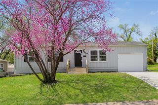 9310 Lewis Avenue, Kansas City, MO 64138