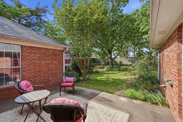 2820 Anna Lane, Conway, AR 72034