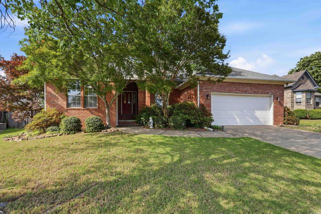 2820 Anna Lane, Conway, AR 72034