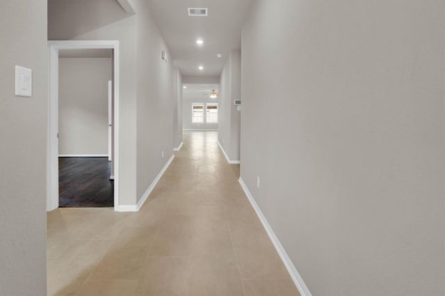 2421 Bear Creek, Rosharon, TX 77583