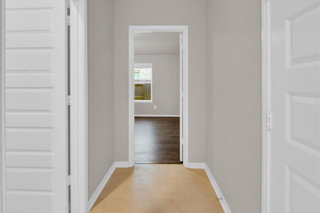 2421 Bear Creek, Rosharon, TX 77583