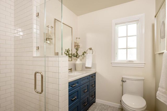 660 Menlo Oaks Drive, Menlo Park, CA 94025