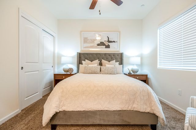 4140 E Kaweah Avenue, Visalia, CA 93292