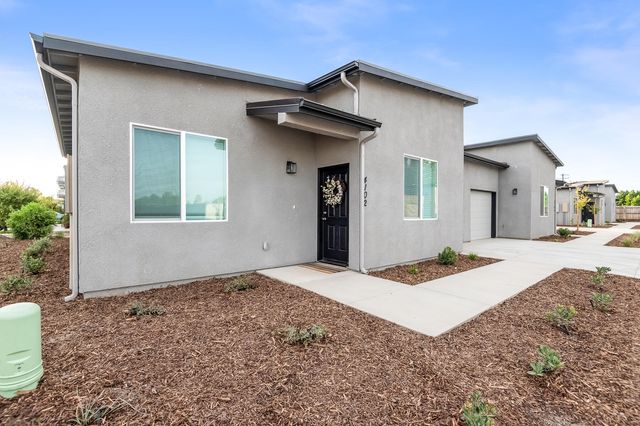 4140 E Kaweah Avenue, Visalia, CA 93292