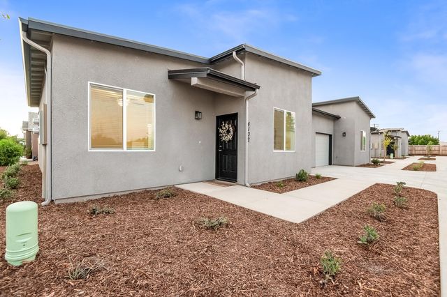 4140 E Kaweah Avenue, Visalia, CA 93292