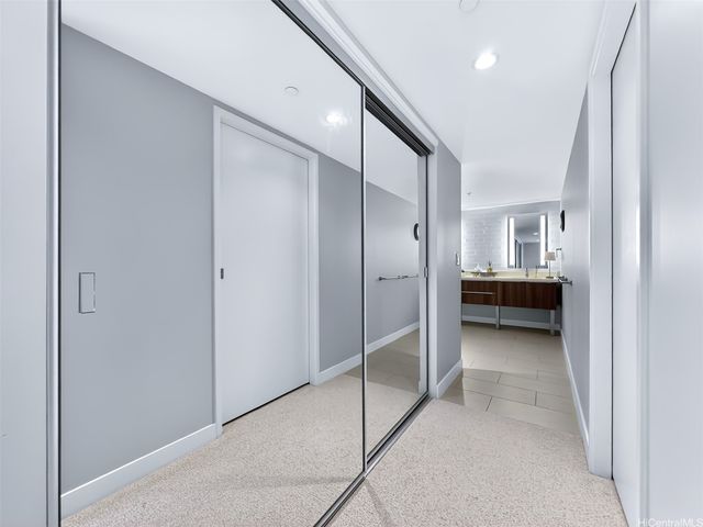 888 Kapiolani Boulevard 1705, Honolulu, HI 96813