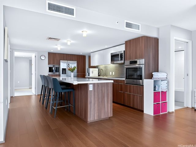 888 Kapiolani Boulevard 1705, Honolulu, HI 96813