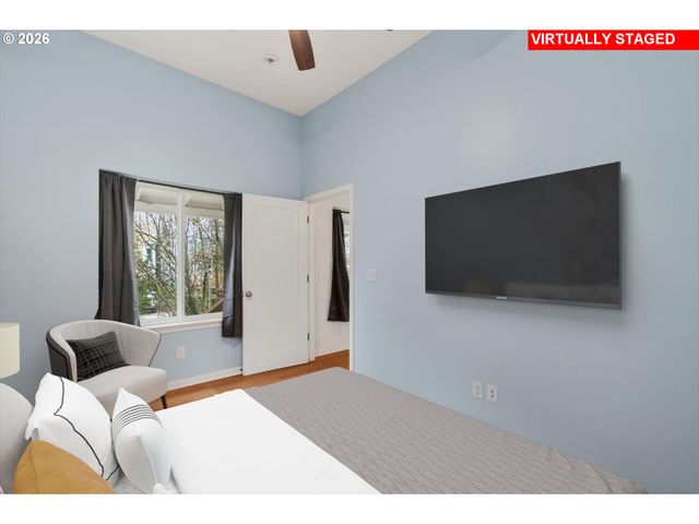 1521 Se ASH St, Portland, OR 97214