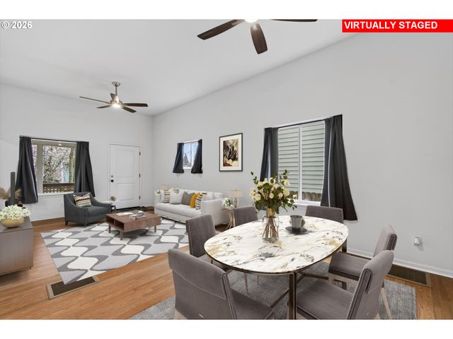 1521 Se ASH St, Portland, OR 97214