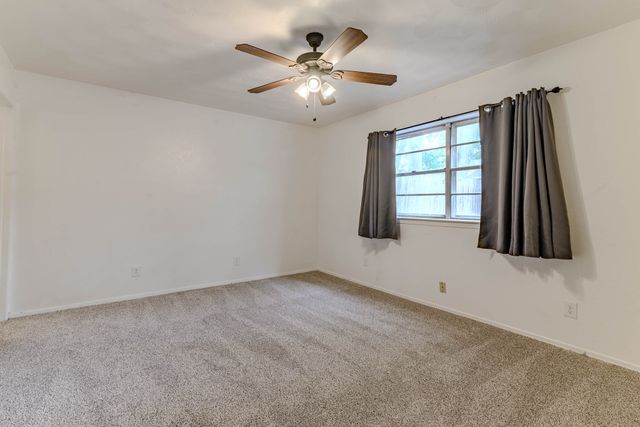 3213 Thames Street, Irving, TX 75062