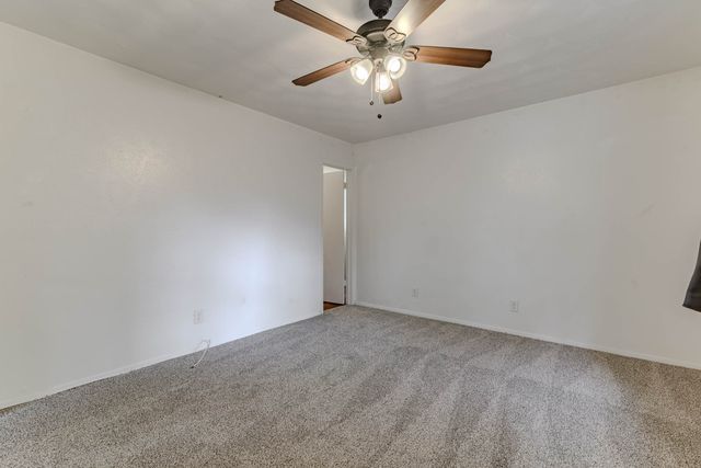 3213 Thames Street, Irving, TX 75062