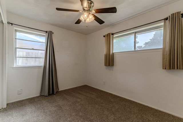 3213 Thames Street, Irving, TX 75062