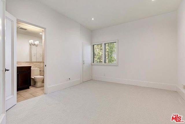 133 S Spalding Drive 201, Beverly Hills, CA 90212