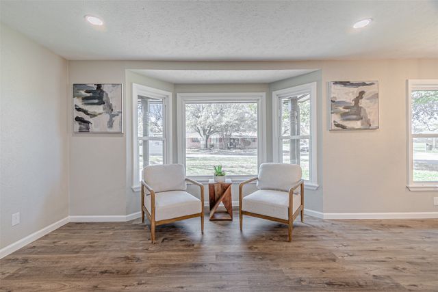 1951 Terbet Lane, Fort Worth, TX 76112