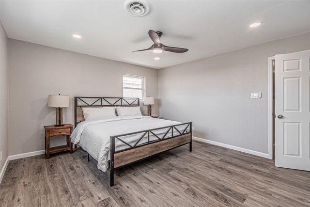 1951 Terbet Lane, Fort Worth, TX 76112