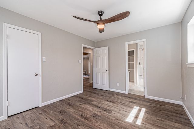 1951 Terbet Lane, Fort Worth, TX 76112