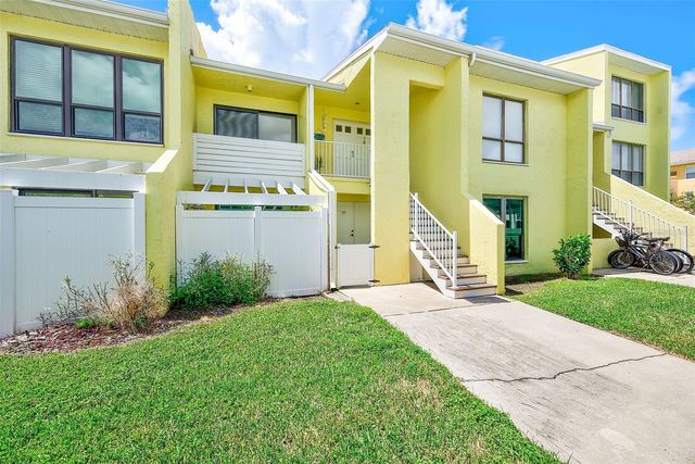 1 WINDRUSH BOULEVARD 77, Indian Rocks Beach, FL 33785