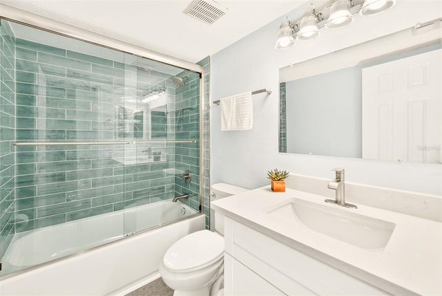 1 WINDRUSH BOULEVARD 77, Indian Rocks Beach, FL 33785