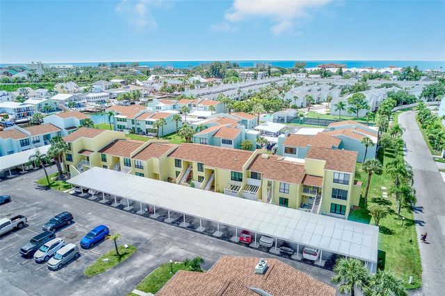 1 WINDRUSH BOULEVARD 77, Indian Rocks Beach, FL 33785