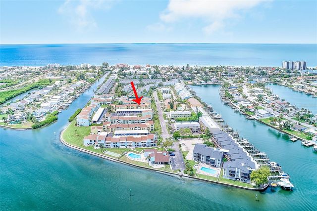 1 WINDRUSH BOULEVARD 77, Indian Rocks Beach, FL 33785