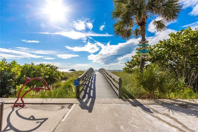 1 WINDRUSH BOULEVARD 77, Indian Rocks Beach, FL 33785