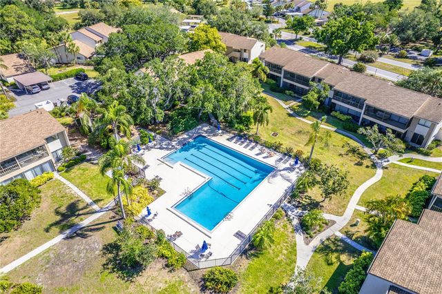 690 BIRD BAY CIRCLE 28, Venice, FL 34285