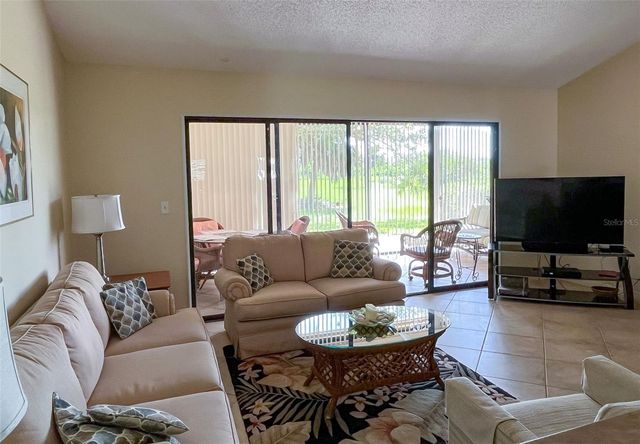 690 BIRD BAY CIRCLE 28, Venice, FL 34285