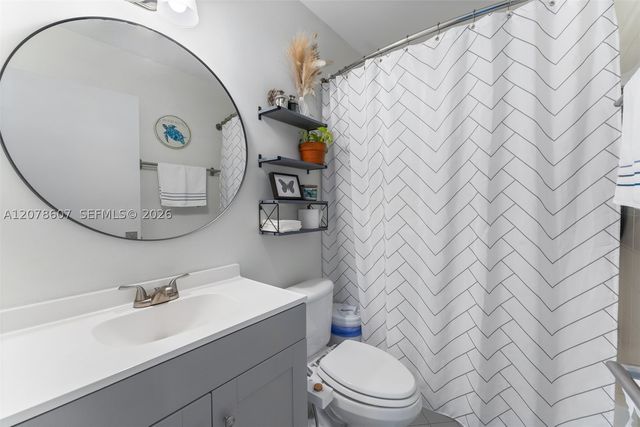 2140 NW 78th Ave 204, Pembroke Pines, FL 33024