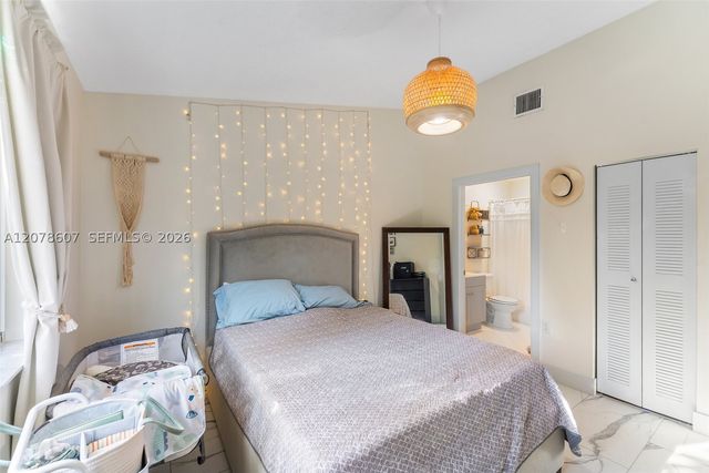 2140 NW 78th Ave 204, Pembroke Pines, FL 33024