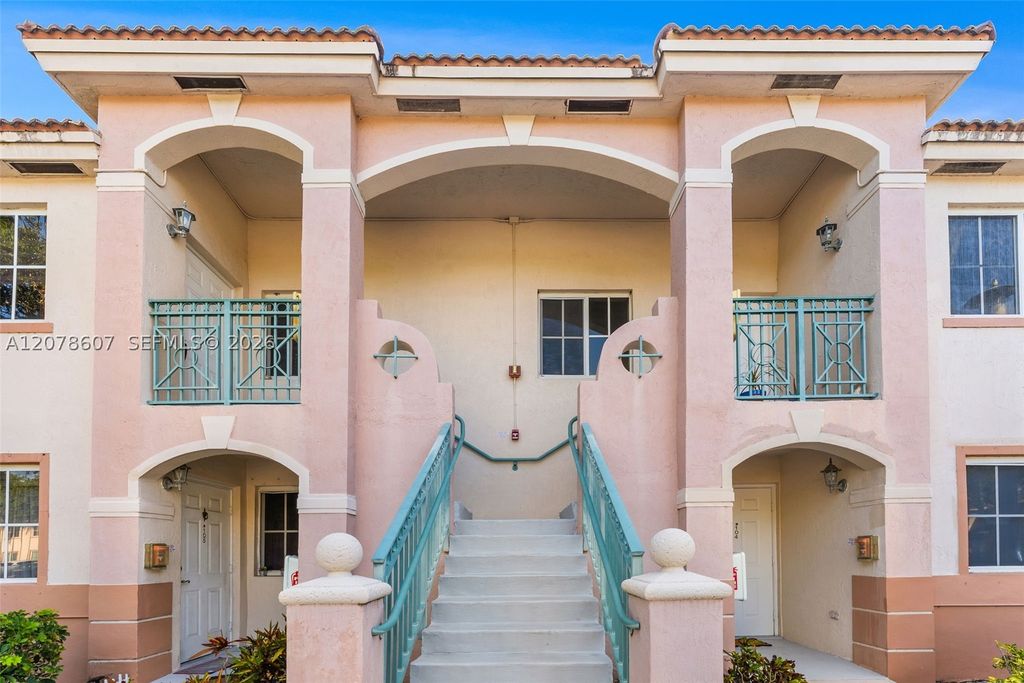 2140 NW 78th Ave 204, Pembroke Pines, FL 33024