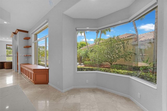 2456 Bay Isle Court, Weston, FL 33327