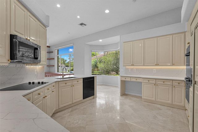 2456 Bay Isle Court, Weston, FL 33327