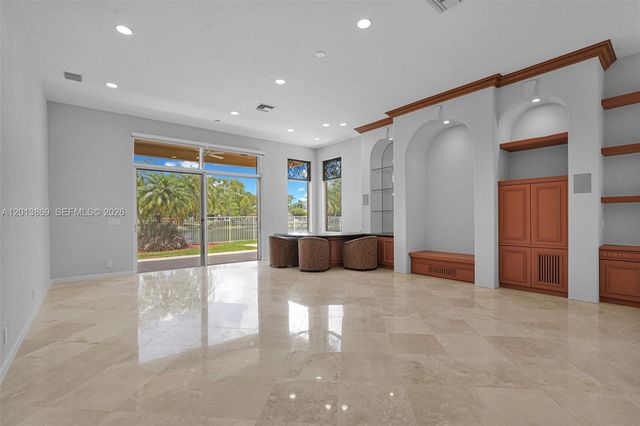2456 Bay Isle Court, Weston, FL 33327
