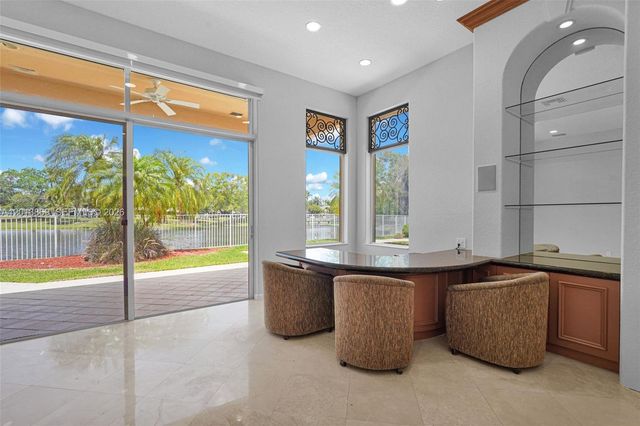 2456 Bay Isle Court, Weston, FL 33327