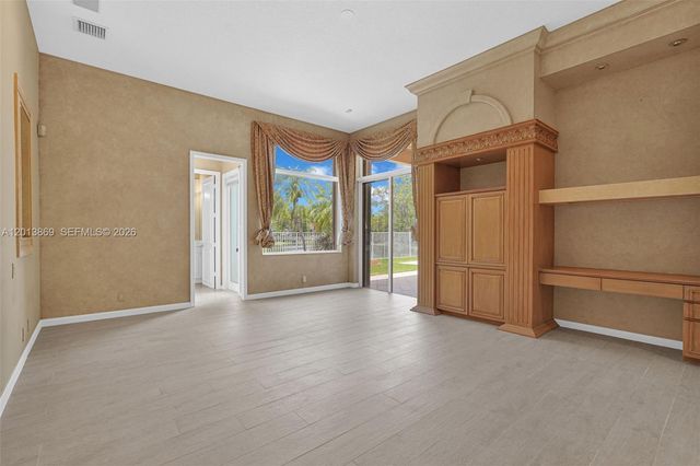 2456 Bay Isle Court, Weston, FL 33327