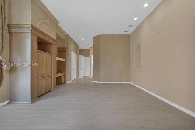 2456 Bay Isle Court, Weston, FL 33327