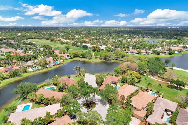 2456 Bay Isle Court, Weston, FL 33327