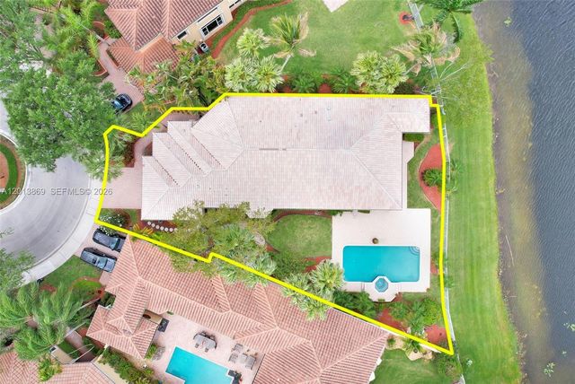 2456 Bay Isle Court, Weston, FL 33327