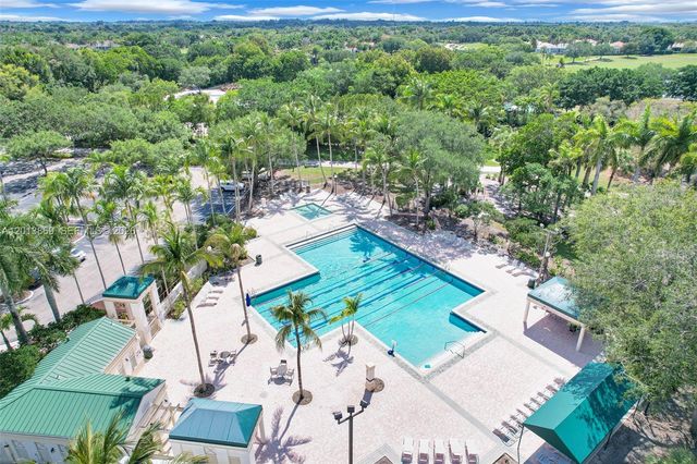 2456 Bay Isle Court, Weston, FL 33327