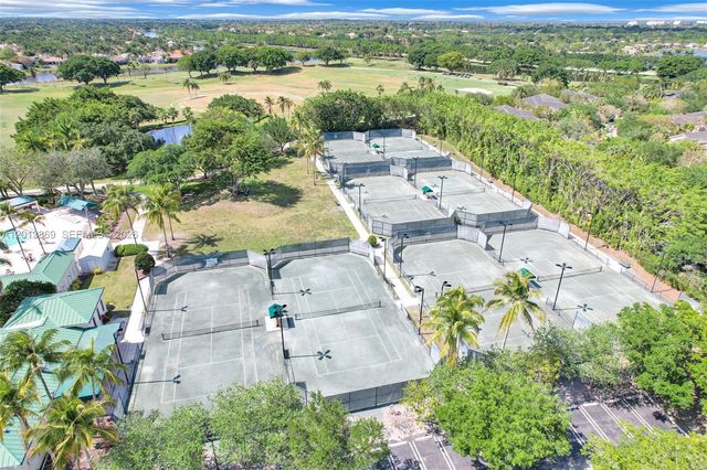 2456 Bay Isle Court, Weston, FL 33327