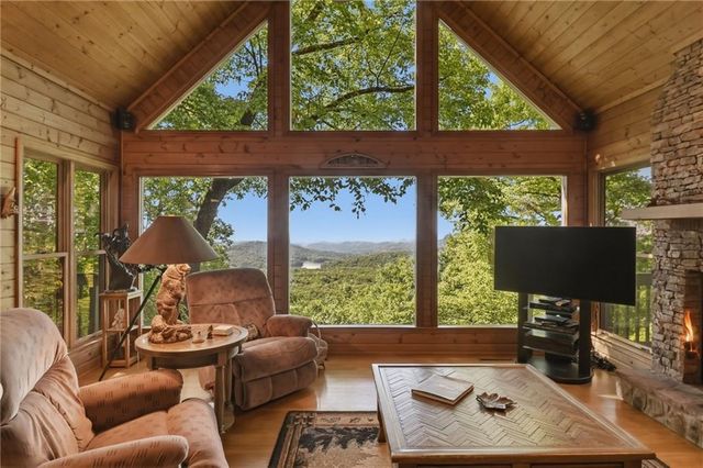 1115 Wild Turkey Bluff, Big Canoe, GA 30143