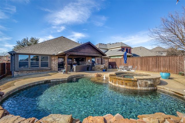 212 Barkley Drive, Hickory Creek, TX 75065