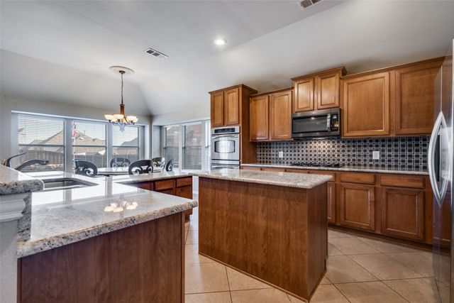 212 Barkley Drive, Hickory Creek, TX 75065