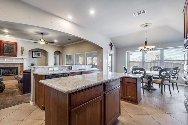 212 Barkley Drive, Hickory Creek, TX 75065