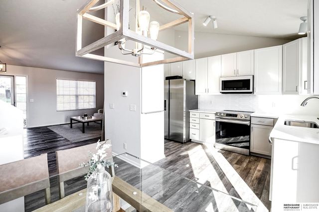 7855 N 144th Avenue, Bennington, NE 68007